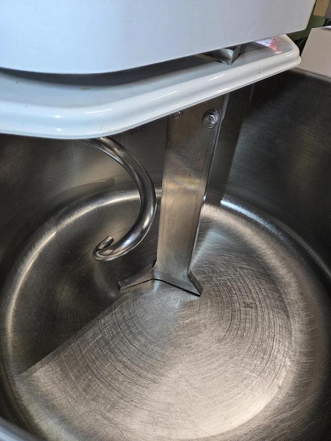 Used UNIVEX SL120 180 qt Spiral Dough Mixer