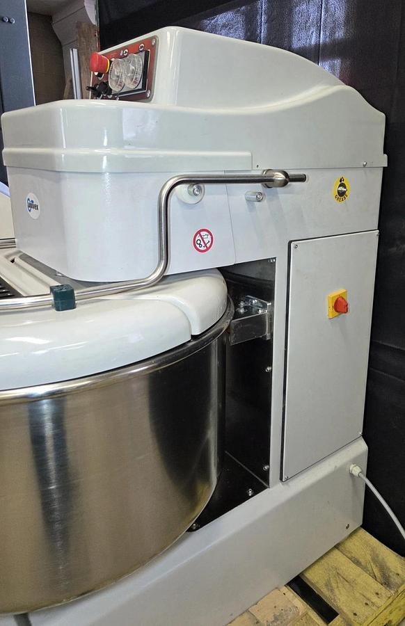 Used UNIVEX SL120 180 qt Spiral Dough Mixer